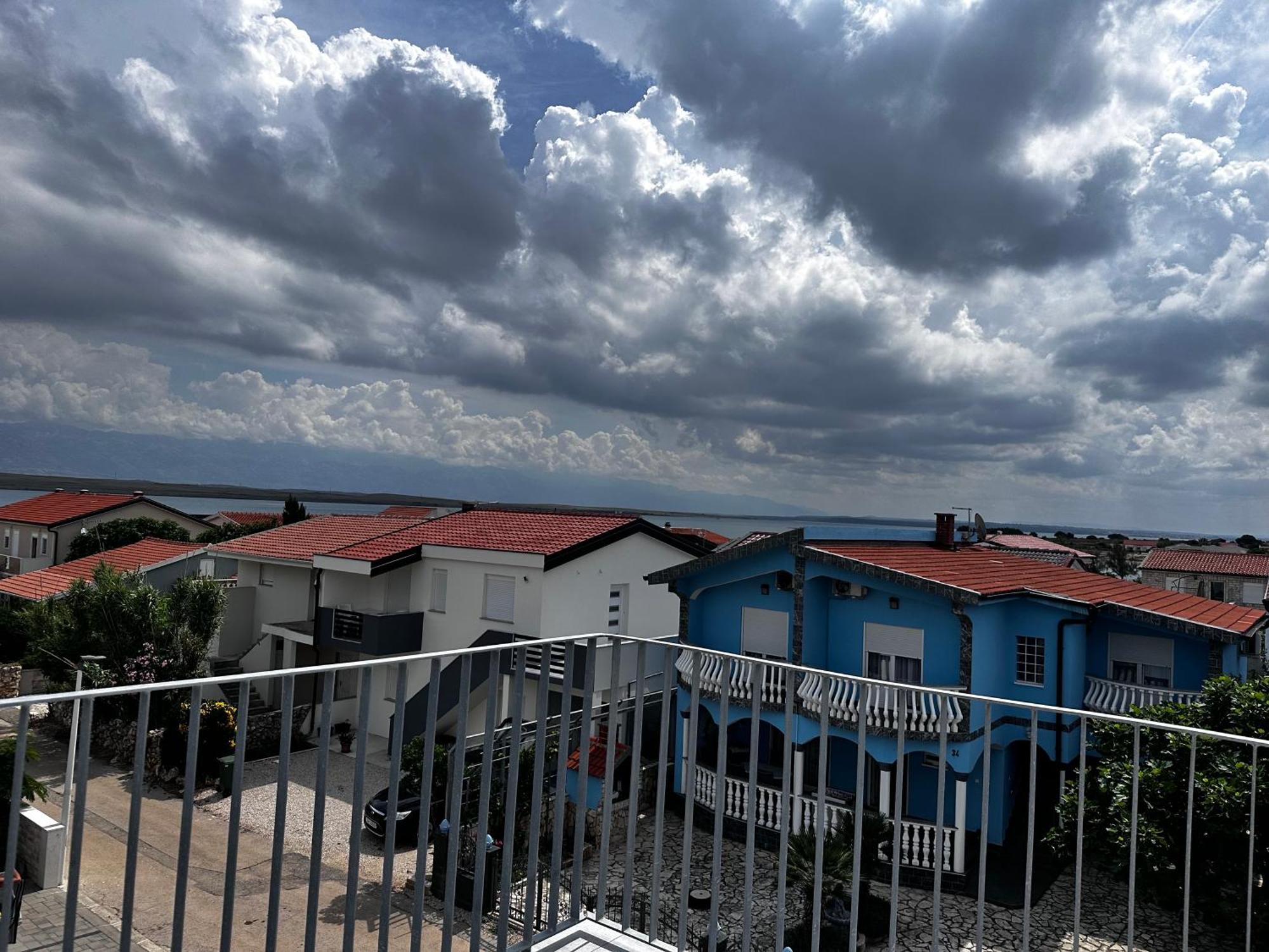 Velebit View Apartment วีร์ ภายนอก รูปภาพ
